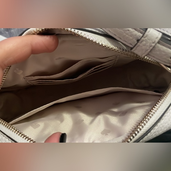 Kate Spade Kourtney Rainbow Stripe Camera Bag, NWOT, 5.3"h x 8.07"w x 2.36"d - Picture 4 of 5